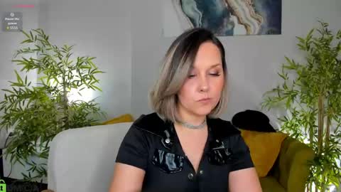 Nikki online show from May 12, 9:28 am