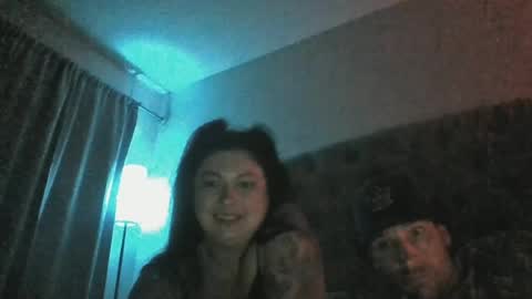 Snapshot of nikkiandzachy96 chatting on August 1, 6:01 am zachyandnicoley online show from August 1, 6:01 am