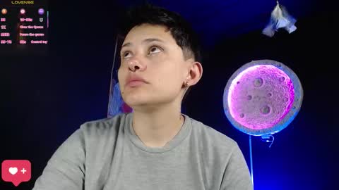 Nikky online show from March 17, 1:03 pm