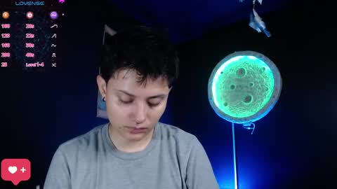 Nikky online show from May 24, 1:05 pm