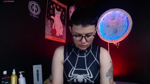 Nikky online show from July 7, 2:32 pm