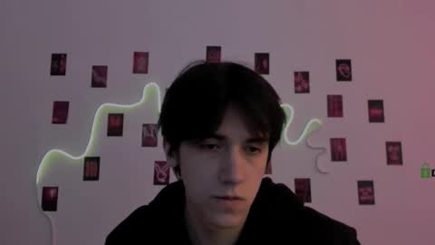 Snapshot of niko_vorn chatting on March 1, 10:06 am niko_vorn online show from March 1, 10:06 am