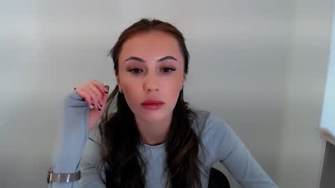 nikonara_ online show from October 11, 12:15 pm