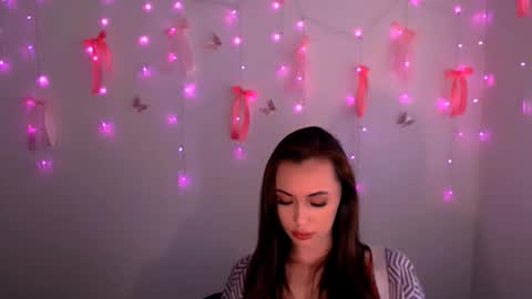 nikonara_ online show from June 1, 2:52 pm