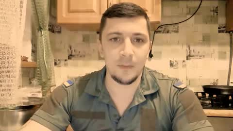 NikQRedhot online show from February 15, 7:54 pm