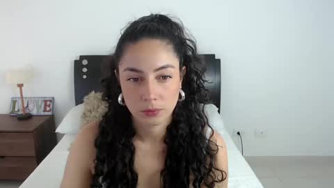 Snapshot of niky_blue chatting on May 4, 12:23 pm niky_blue online show from May 4, 12:23 pm