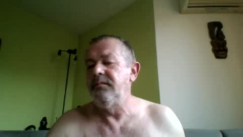 Snapshot of nikyo419 chatting on August 3, 4:00 am nikyo419 online show from August 3, 4:00 am