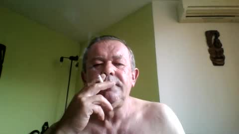Snapshot of nikyo419 chatting on August 5, 4:04 am nikyo419 online show from August 5, 4:04 am