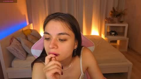 Ketrin online show from May 13, 1:25 am