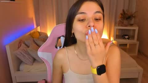 Ketrin online show from May 25, 1:33 am
