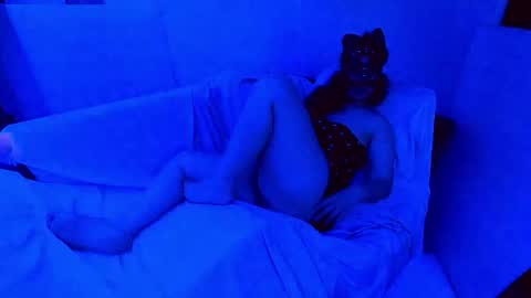 ninabunny21 online show from April 17, 9:01 am