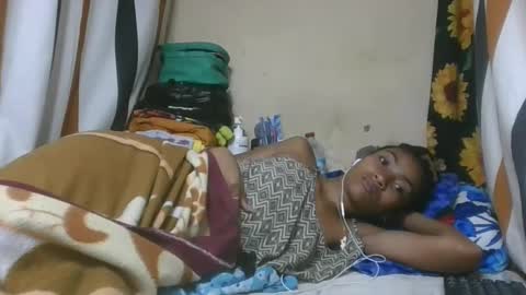 ninaeaa online show from February 2, 7:29 am