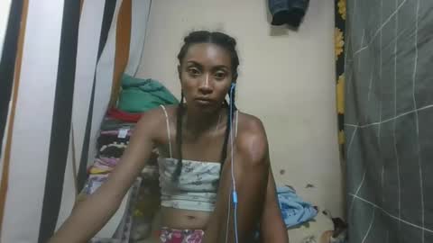 ninaeaa online show from February 19, 9:11 pm