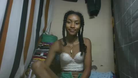 ninaeaa online show from February 28, 3:51 am