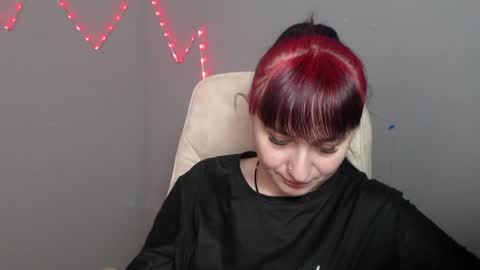 ninaflawlees online show from March 7, 2:03 pm