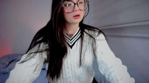 ninavolkov online show from December 1, 11:54 pm