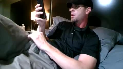 nineinchbronco online show from November 10, 4:17 pm