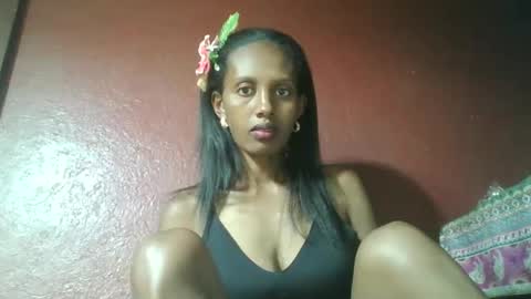 ninie246746 online show from January 13, 1:17 pm