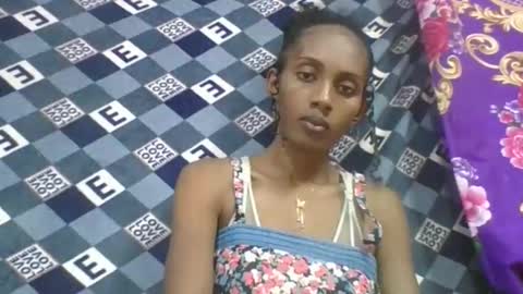 ninie246746 online show from March 10, 7:13 am