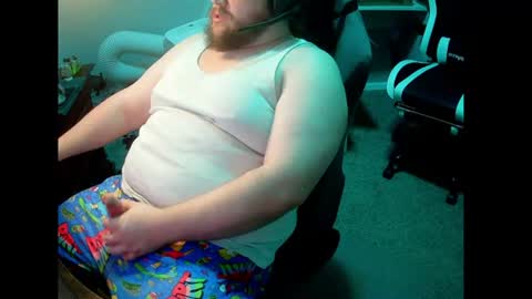 HungStepSon online show from July 4, 1:06 pm