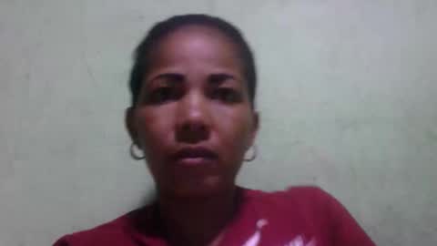 nirina233342 online show from May 17, 6:59 pm
