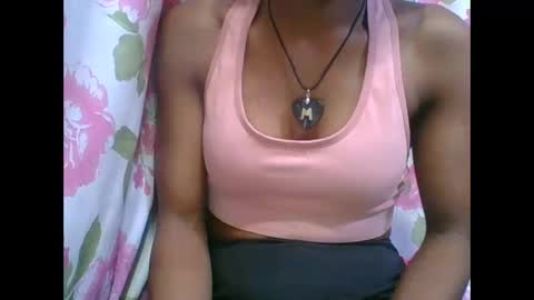 Snapshot of nirinahfy chatting on November 8, 5:01 pm nirinahfy online show from November 8, 5:01 pm