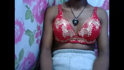 Snapshot of nirinahfy chatting on November 11, 3:56 pm nirinahfy online show from November 11, 3:56 pm