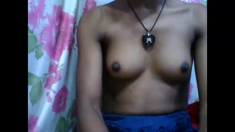 Snapshot of nirinahfy chatting on November 18, 4:39 am nirinahfy online show from November 18, 4:39 am