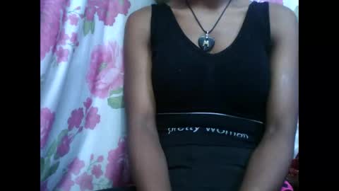 Snapshot of nirinahfy chatting on November 21, 2:54 am nirinahfy online show from November 21, 2:54 am