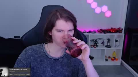 nitroshade online show from March 6, 11:23 pm