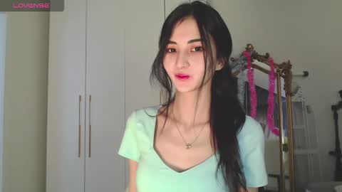 Snapshot of niufrommacau chatting on January 8, 7:21 am Niu online show from January 8, 7:21 am