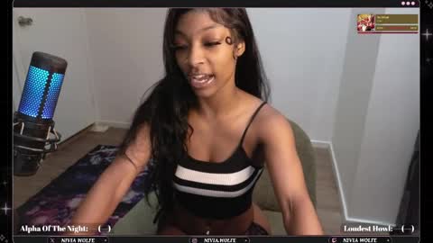 NIVIA WOLFE online show from May 30, 1:57 am