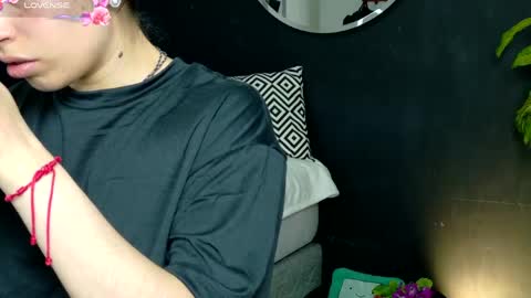 Noah  online show from April 17, 3:31 am