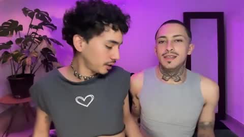 noah_and_steven online show from July 10, 7:05 pm