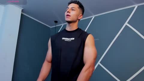 Noah online show from March 1, 12:01 am