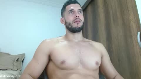 Noah online show from February 19, 5:42 pm