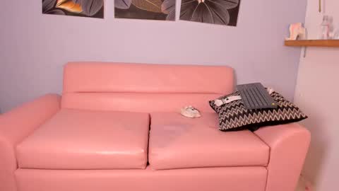 Snapshot of noah_katz chatting on November 16, 2:50 am Noah online show from November 16, 2:50 am