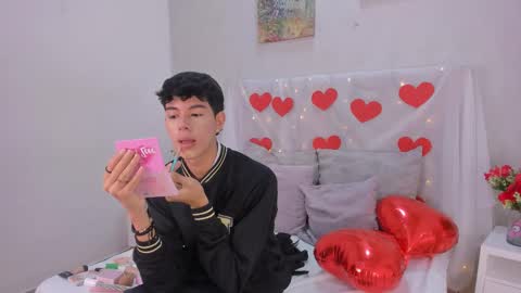 NOAH online show from February 17, 10:56 am