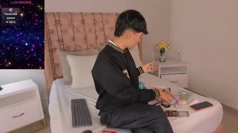 NOAH online show from February 26, 10:25 am