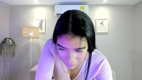 Noemy online show from June 4, 12:33 pm