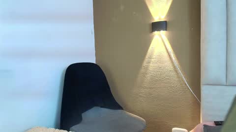 noah online show from April 8, 8:09 pm