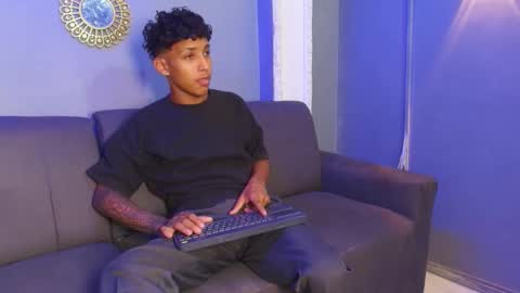 Snapshot of noah_smith77 chatting on March 4, 3:12 am NOAH SMITH online show from March 4, 3:12 am