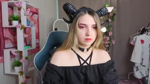Alice online show from May 24, 7:24 am