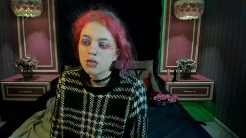 Elly online show from October 26, 10:25 pm