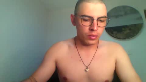 Snapshot of noha_free chatting on January 6, 4:05 am Noha online show from January 6, 4:05 am