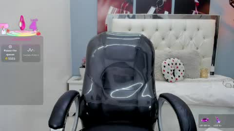 Noha Scott online show from May 7, 11:43 pm