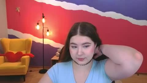 noirwhisper online show from February 22, 6:17 pm