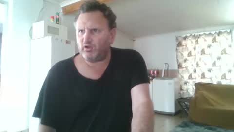 Nollie online show from May 3, 7:47 am