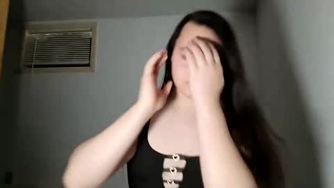 nonbinarybeauty20 online show from January 31, 8:18 pm