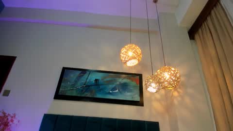 Nora Da Silva online show from December 21, 2:02 pm